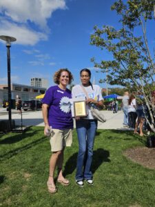 Stacey and Jess with Award